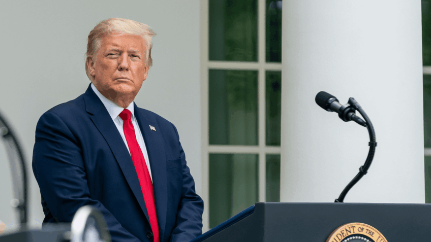 Europa está "em declínio" e tem lideranças "débeis", diz Trump