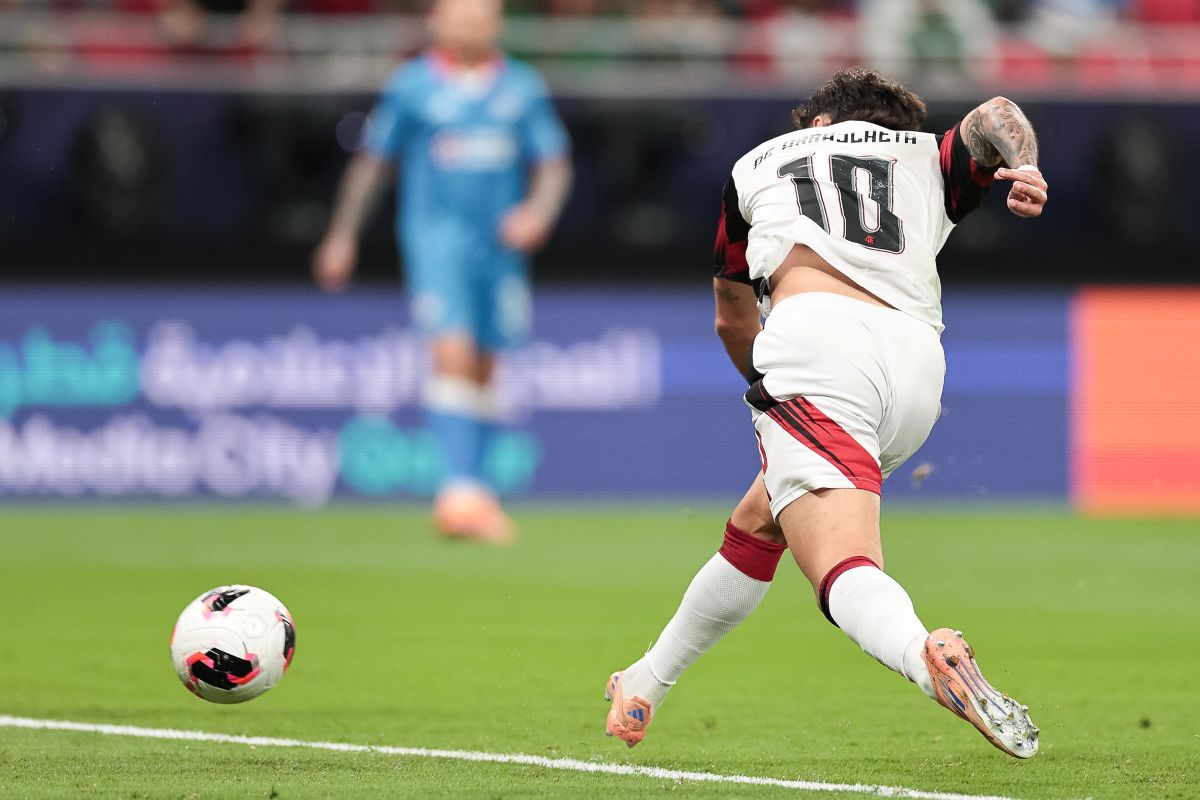 Arrascaeta abre o placar para o Flamengo no Intercontinental; assista