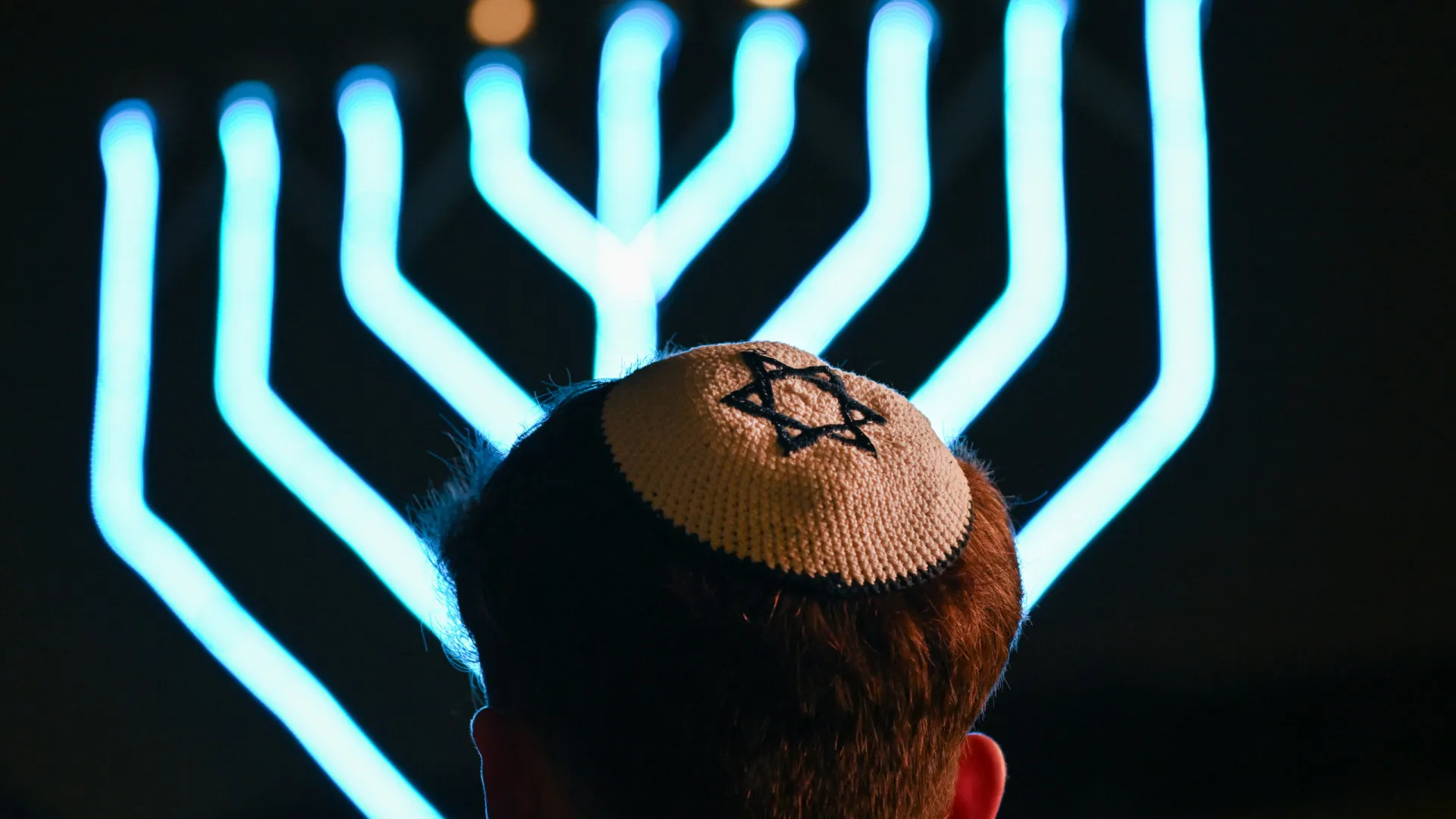 Natal ou Hanukkah: Duas festas, dois significados – você sabe a diferença?