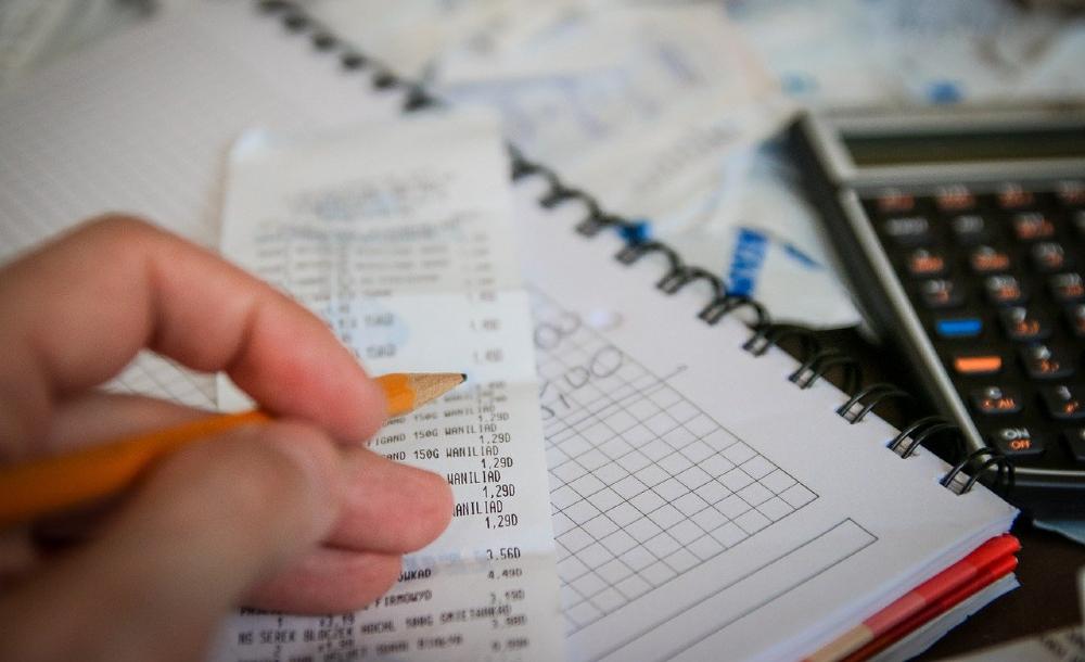 Selic: BC mantém juros básicos em 15% ao ano pela quarta vez seguida