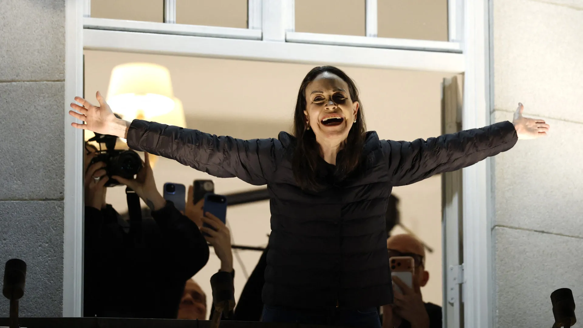 María Corina Machado surge em público em Oslo após meses escondida