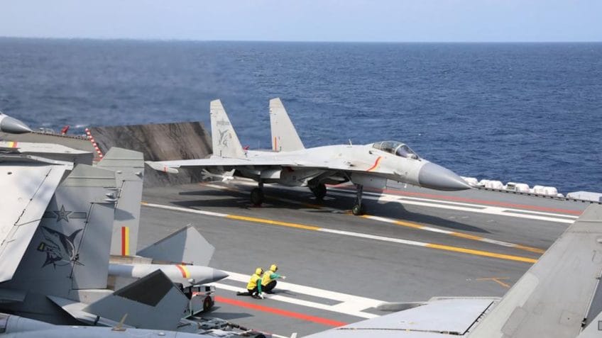 Caças militares intensificam crise entre China e Japão