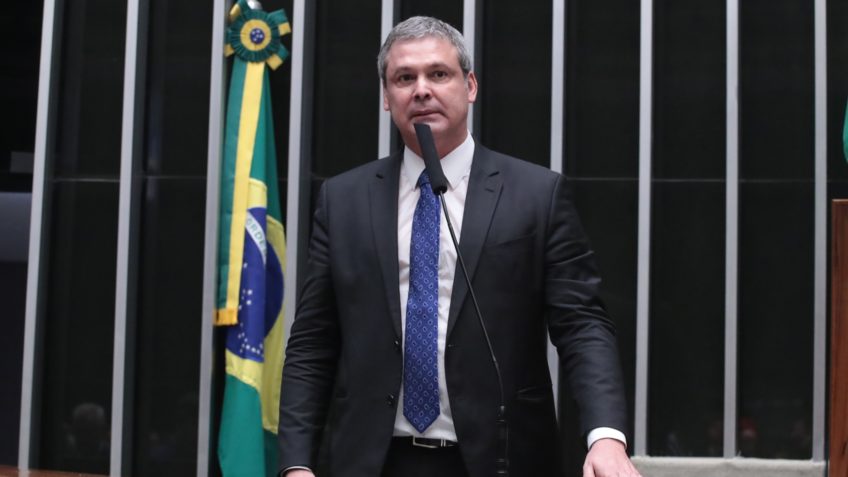 PT vai ao STF contra decisão que manteve mandato de Zambelli