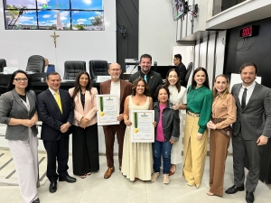 Baixinha Giraldelli entrega Título de Cidadão Cuiabano à vereadora Maria Avalone e ao deputado Carlos Avallone