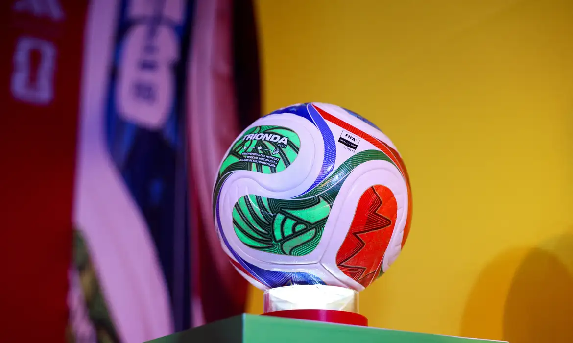 Grupo de torcedores acusa Fifa de impor ingressos "extorsivos" na Copa