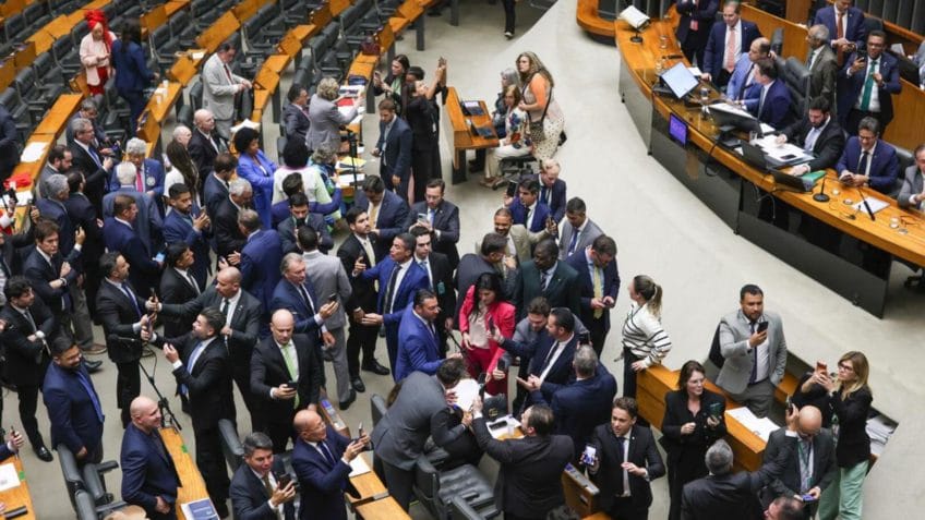 PL da Dosimetria é exceção em ano de penas mais duras