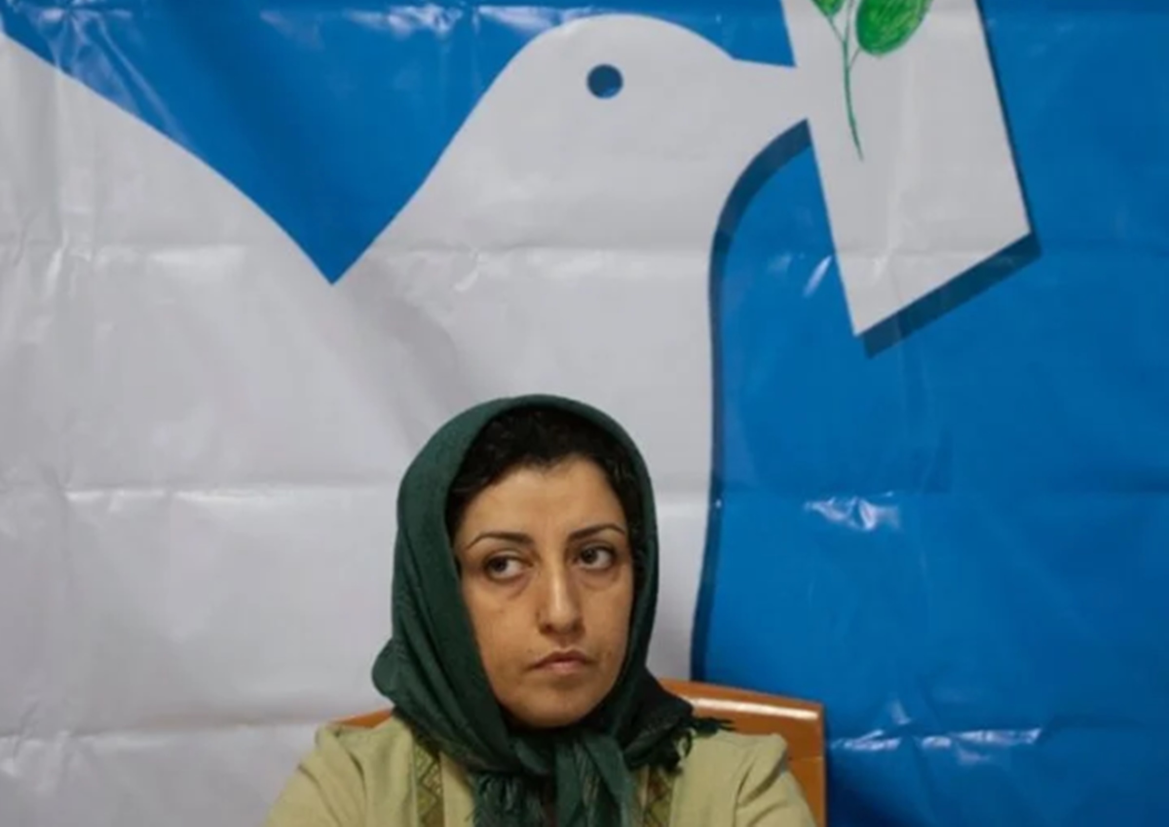 Iraniana vencedora do prêmio Nobel da Paz é presa mais uma vez