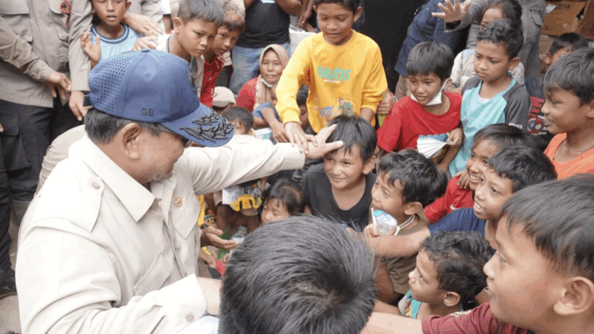 Inundações na Indonésia deixam mais de 1.000 mortos, diz agência