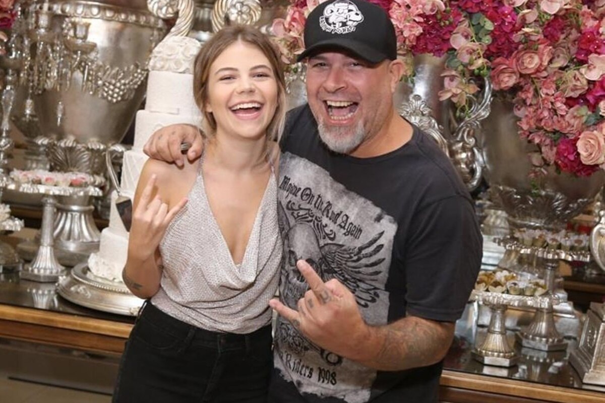 Filha de Mingau, do Ultraje a Rigor, anuncia gravidez