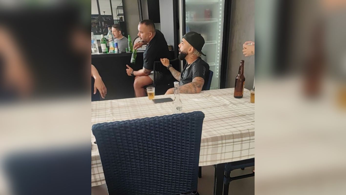 Web resgata foto de Gabigol com camisa do Corinthians após derrota