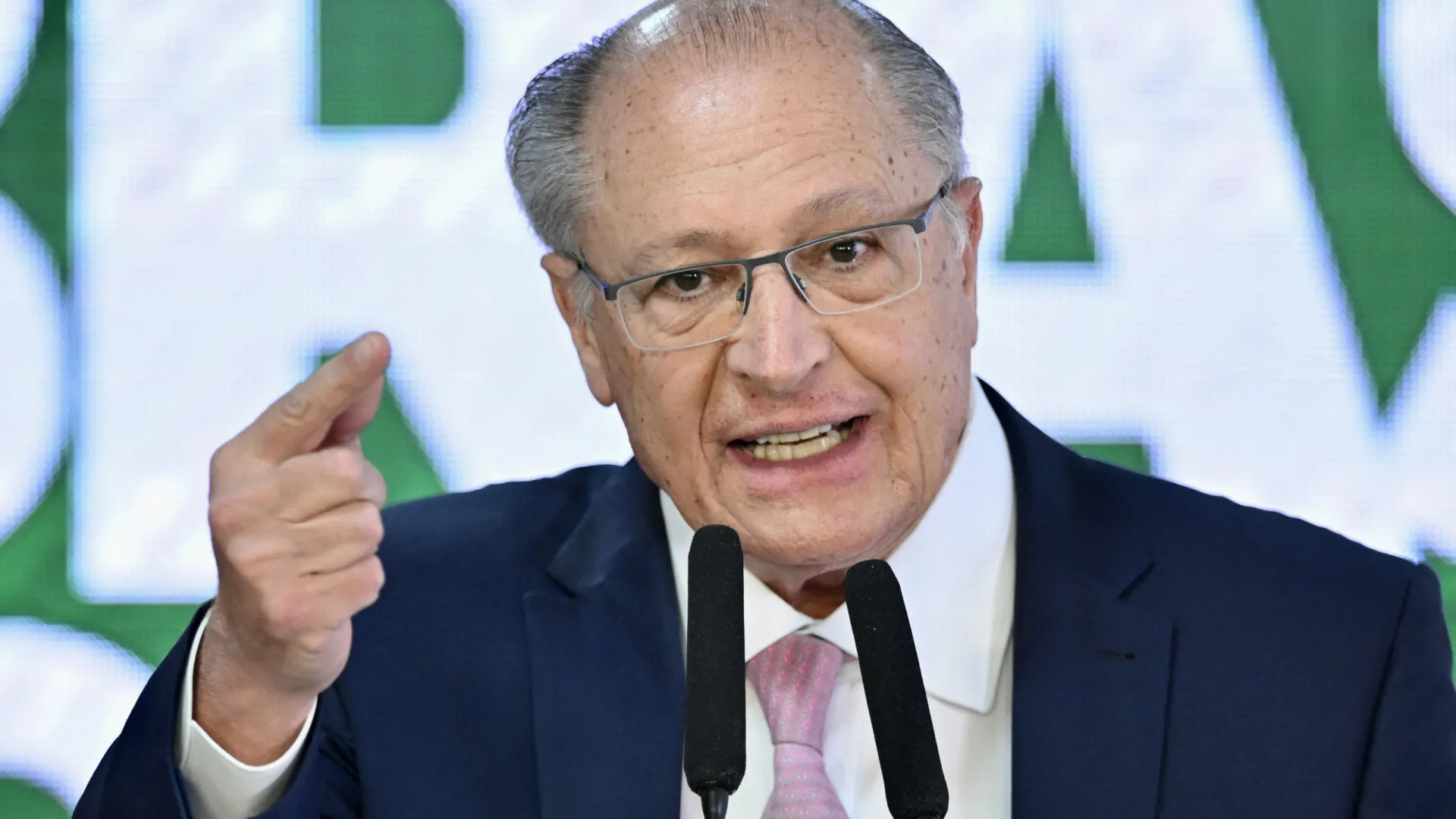 Alckmin: País deve atingir US$ 345 bi em exportações e US$ 629 bi em corrente de comércio