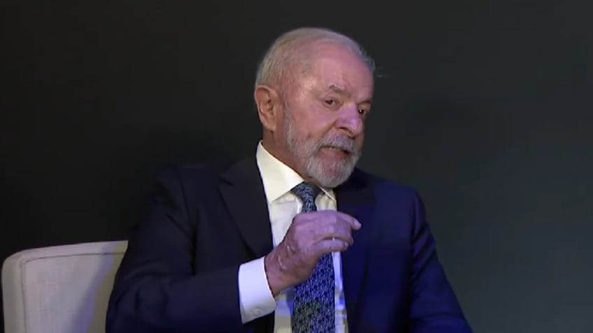 Lula diz que trabalha para aprovar Messias ao STF