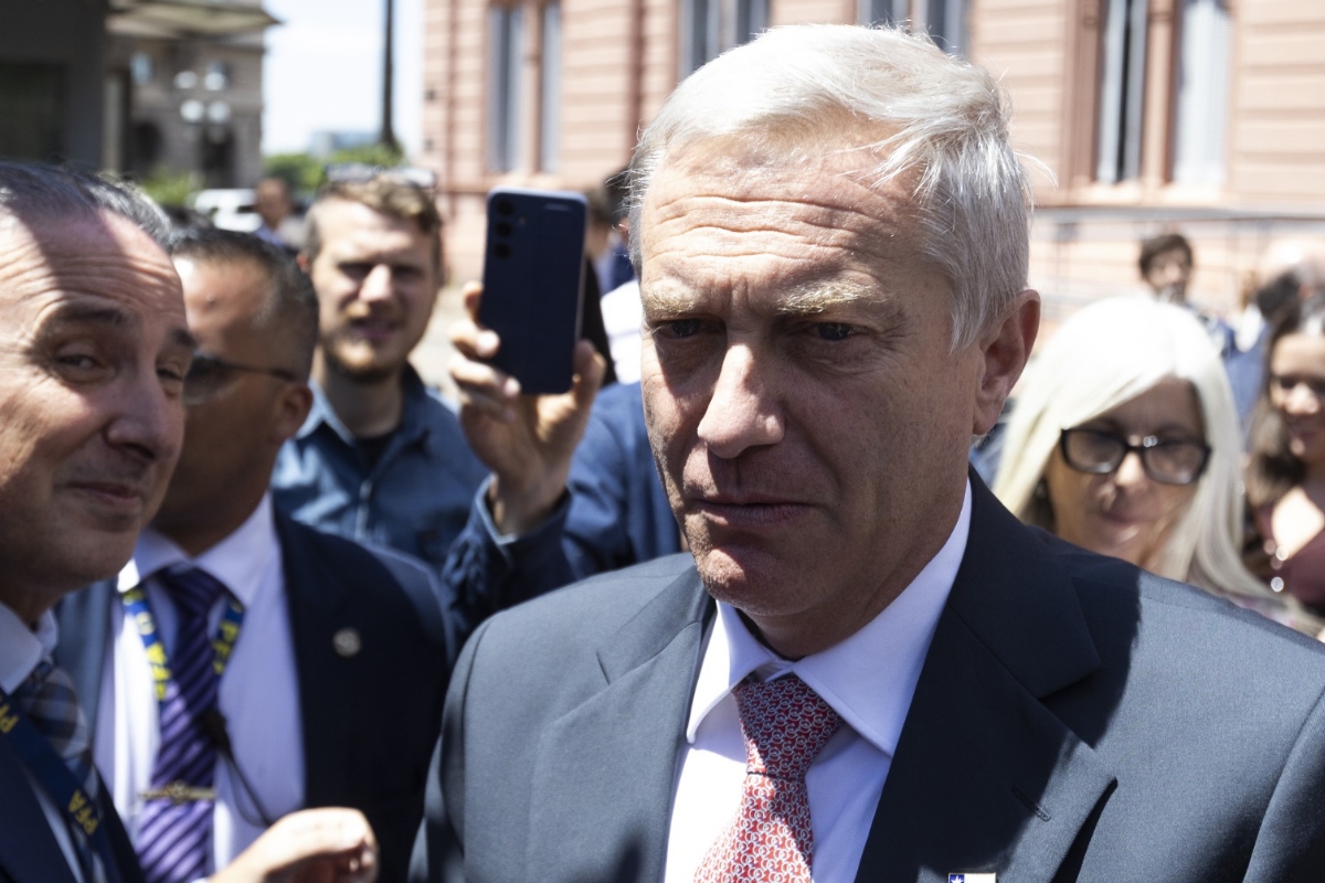 Kast propõe “corredor humanitário” para deportar imigrantes no Chile