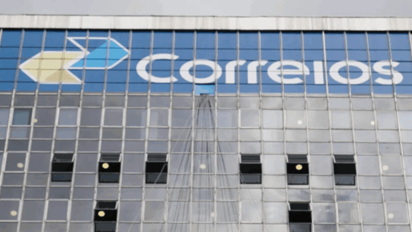 Trabalhadores dos Correios aprovam greve em 7 Estados