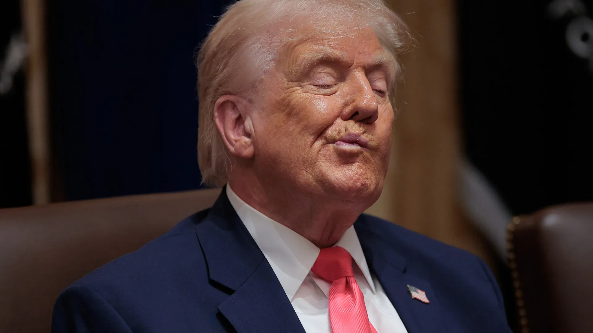 Trump ordena bloqueio de petroleiros sob sanção ao redor da Venezuela