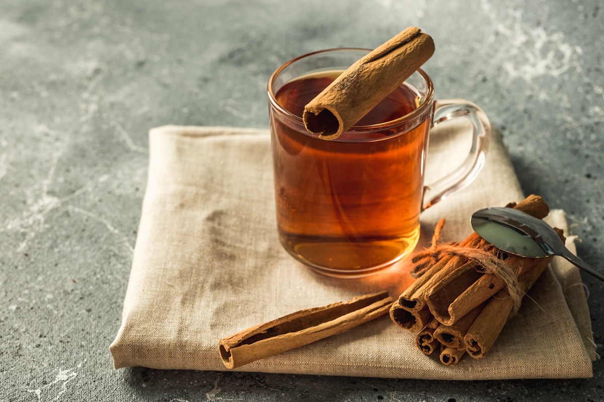 Nutricionista explica qual chá pode ajudar no controle da glicose