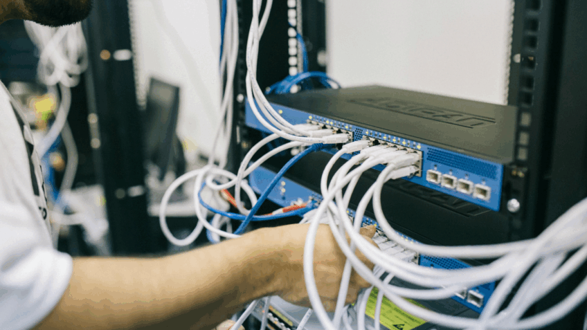 41% das operadoras de internet no Brasil atuam em 1 só município