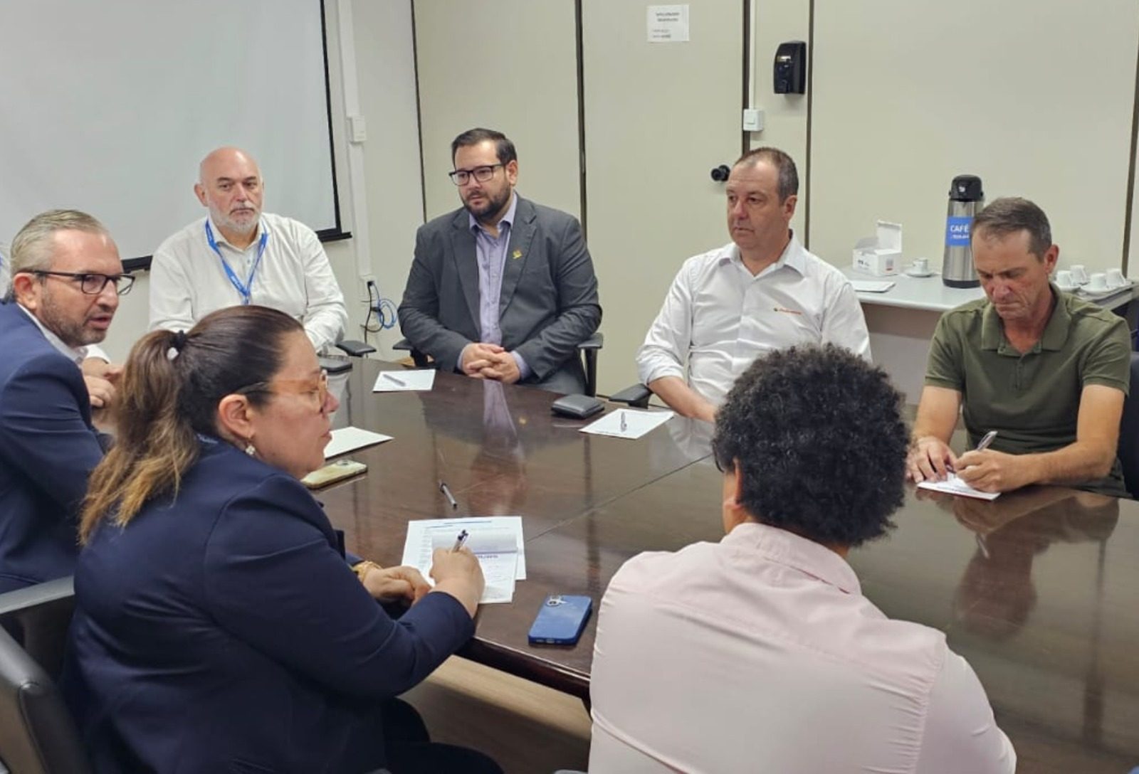 Mobilização iniciada em Mostardas leva crise do arroz à pauta da Famurs