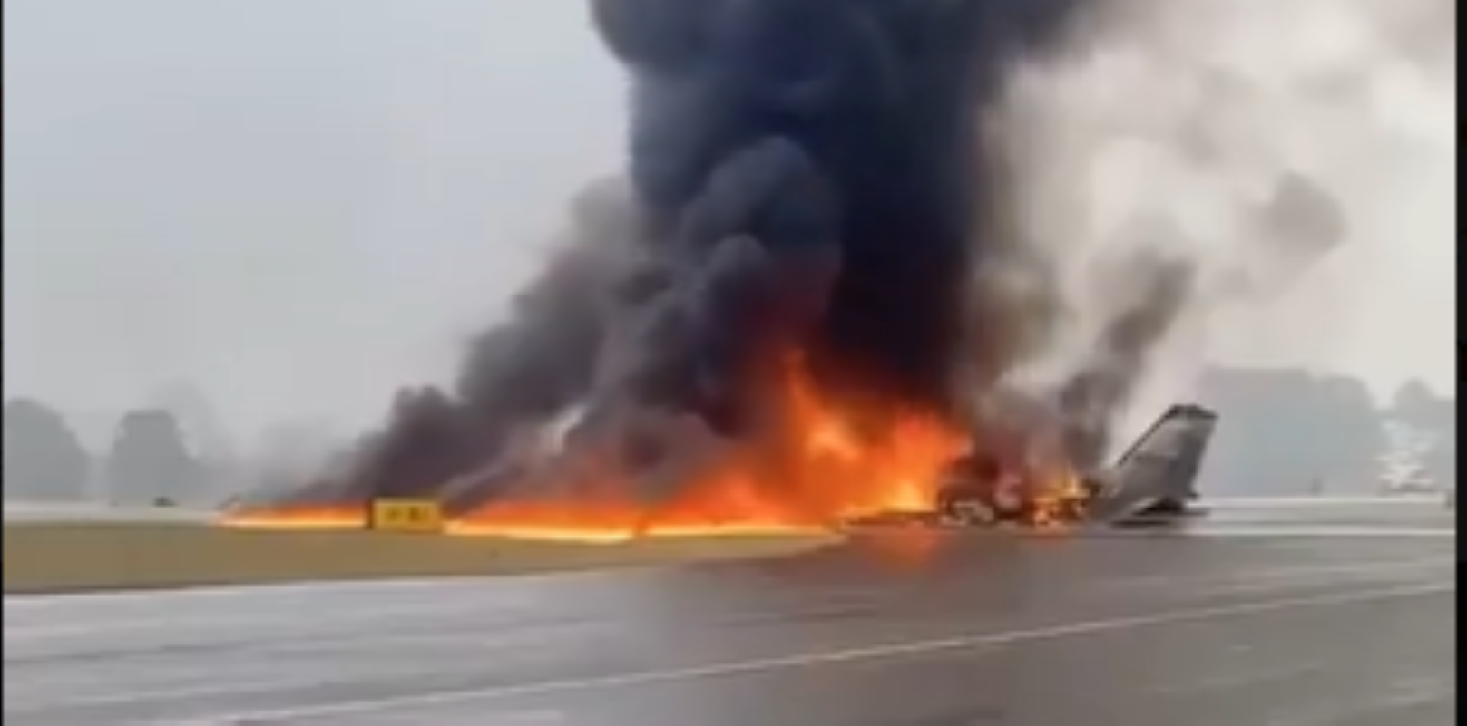 Imagens mostram explosão de avião de ex-piloto da Nascar após queda