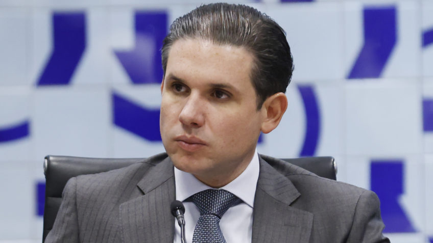 Hugo Motta pede intervenção no contrato da Enel em São Paulo