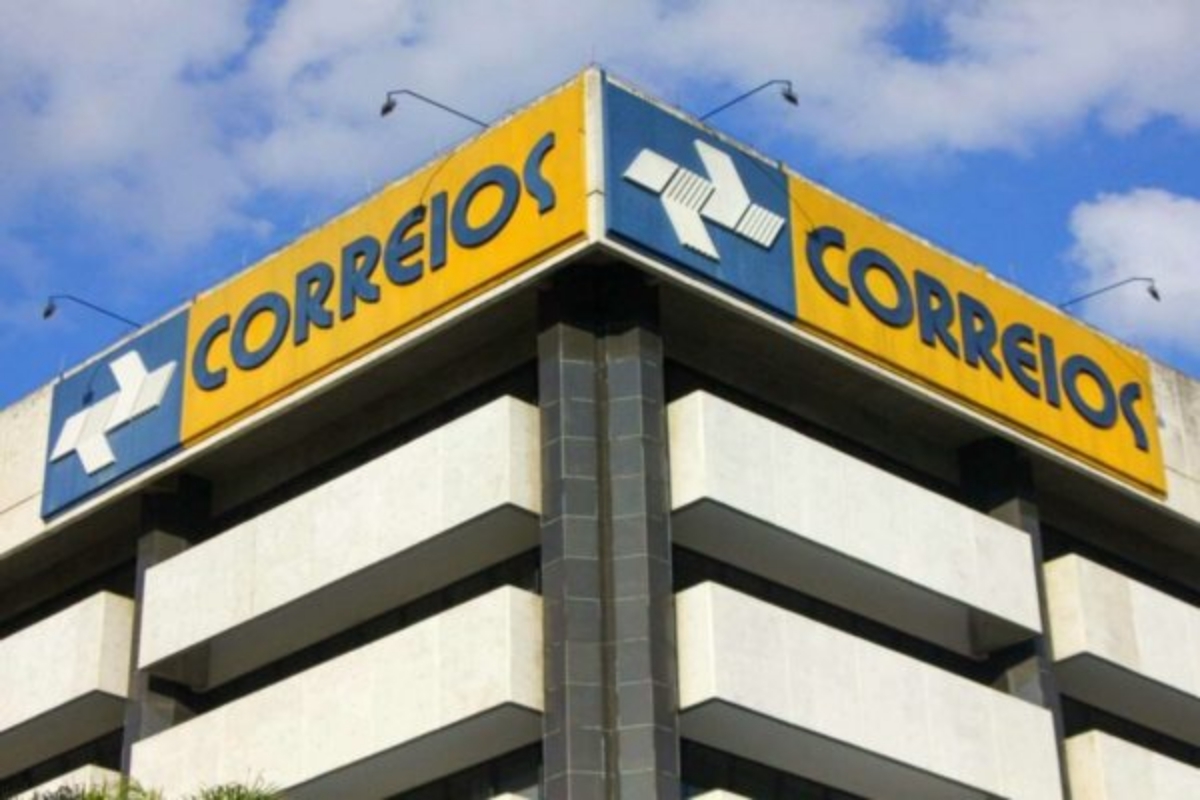 Tesouro aprova empréstimo de R$ 12 bilhões aos Correios