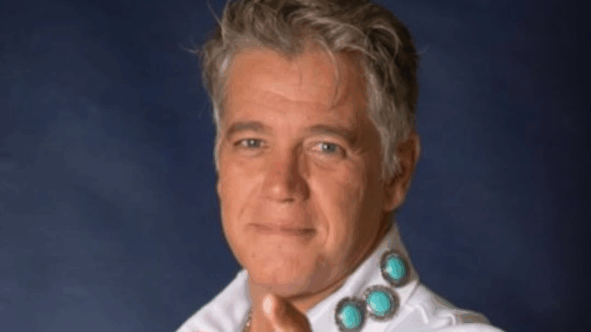 Ator diz que perdeu trabalho no “SBT” por criticar visita de Lula