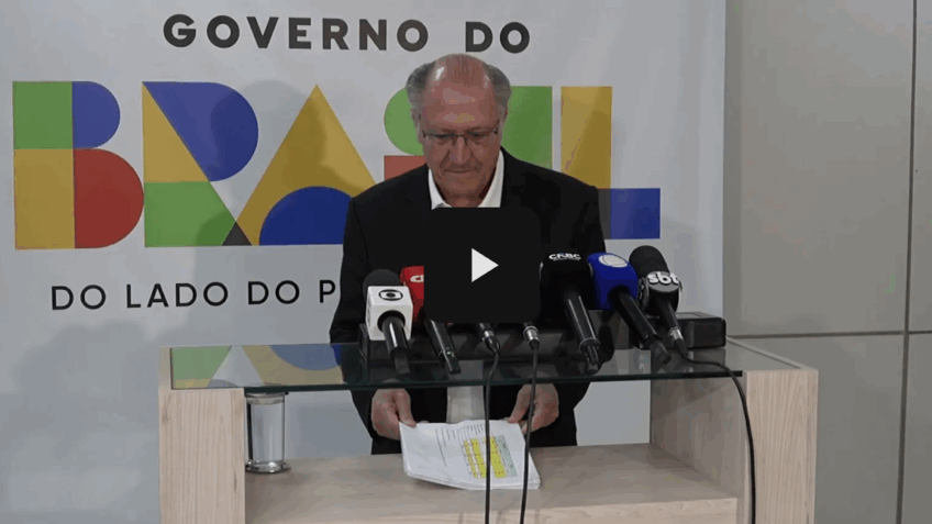 Alckmin anuncia redução de juros para renovar frota de caminhões