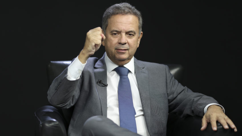 Rogério Marinho acusa governo Lula de blindar suspeitos do INSS