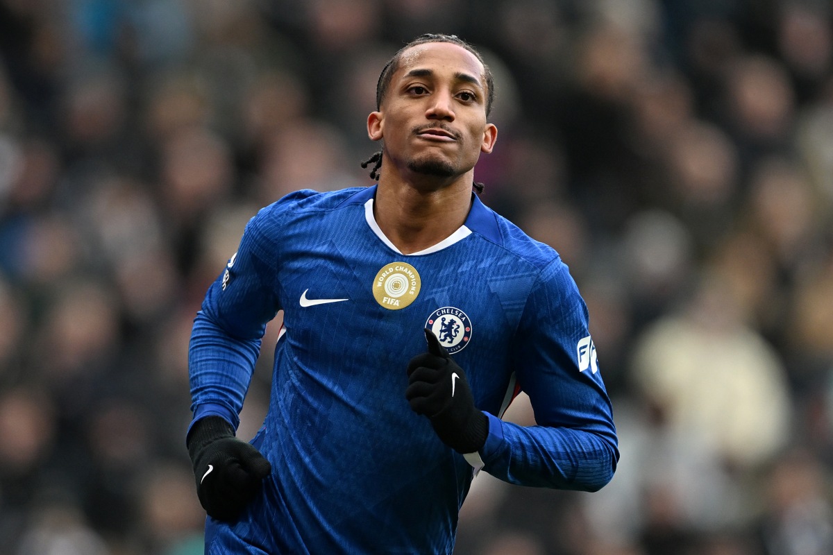 Com gol de João Pedro, Chelsea busca empate contra o Newcastle