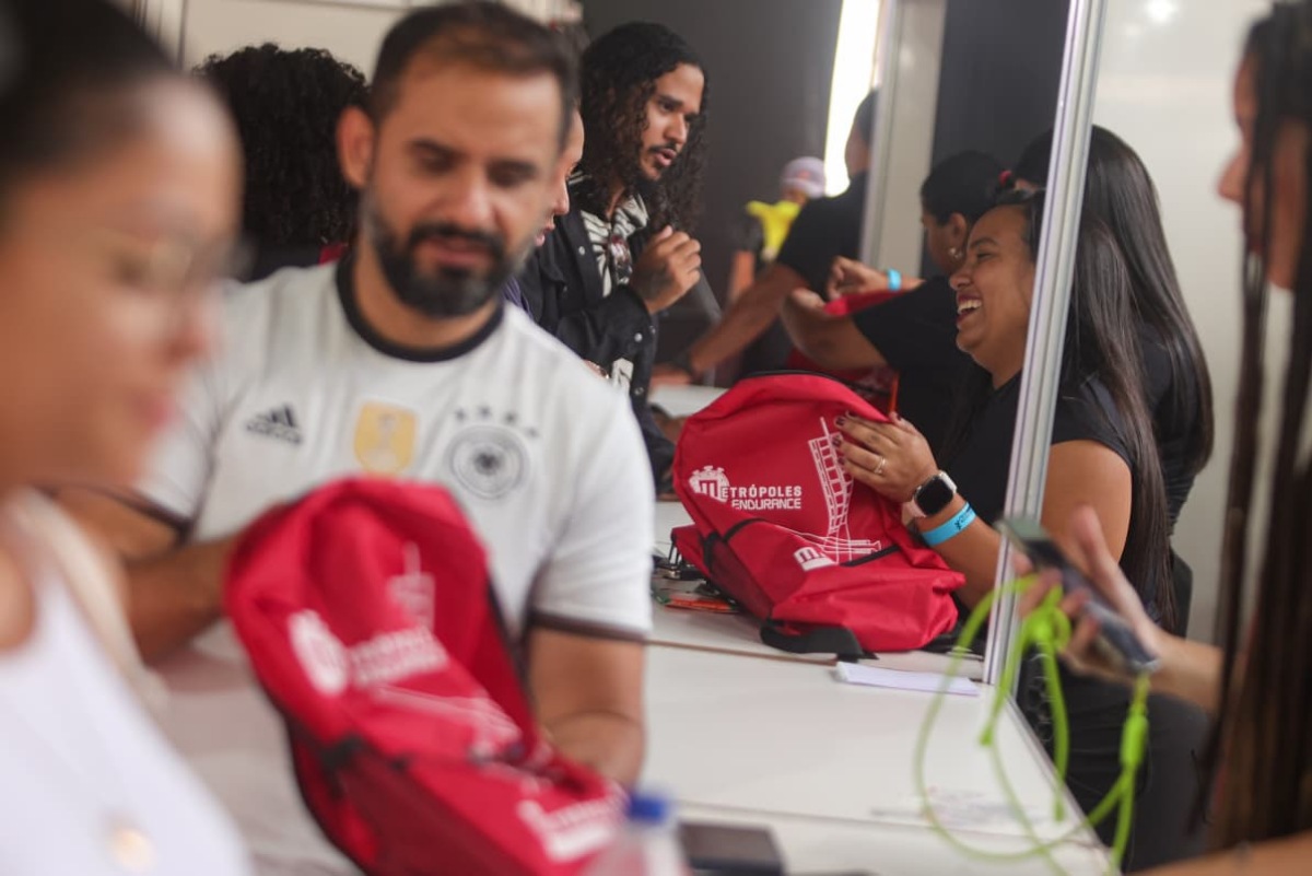 Metrópoles Run: atletas retiram kits e recebem dicas sobre desempenho