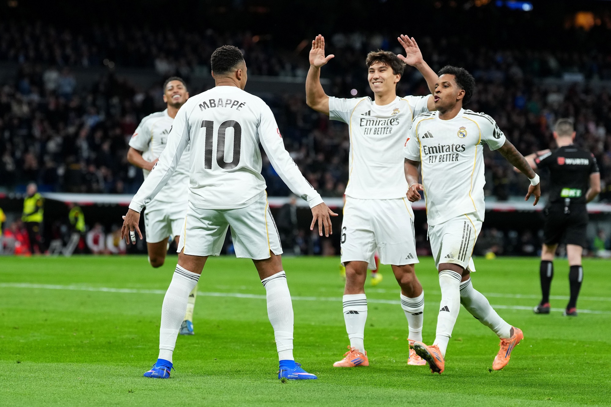 Campeonato Espanhol: Real Madrid derrota Sevilla em último jogo do ano