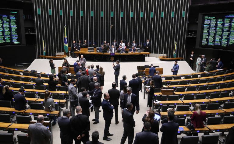 Congresso aprova Orçamento de 2026 com R$ 6,5 trilhões em despesas; seguro rural, garantia-safra e LCAs foram poupadas