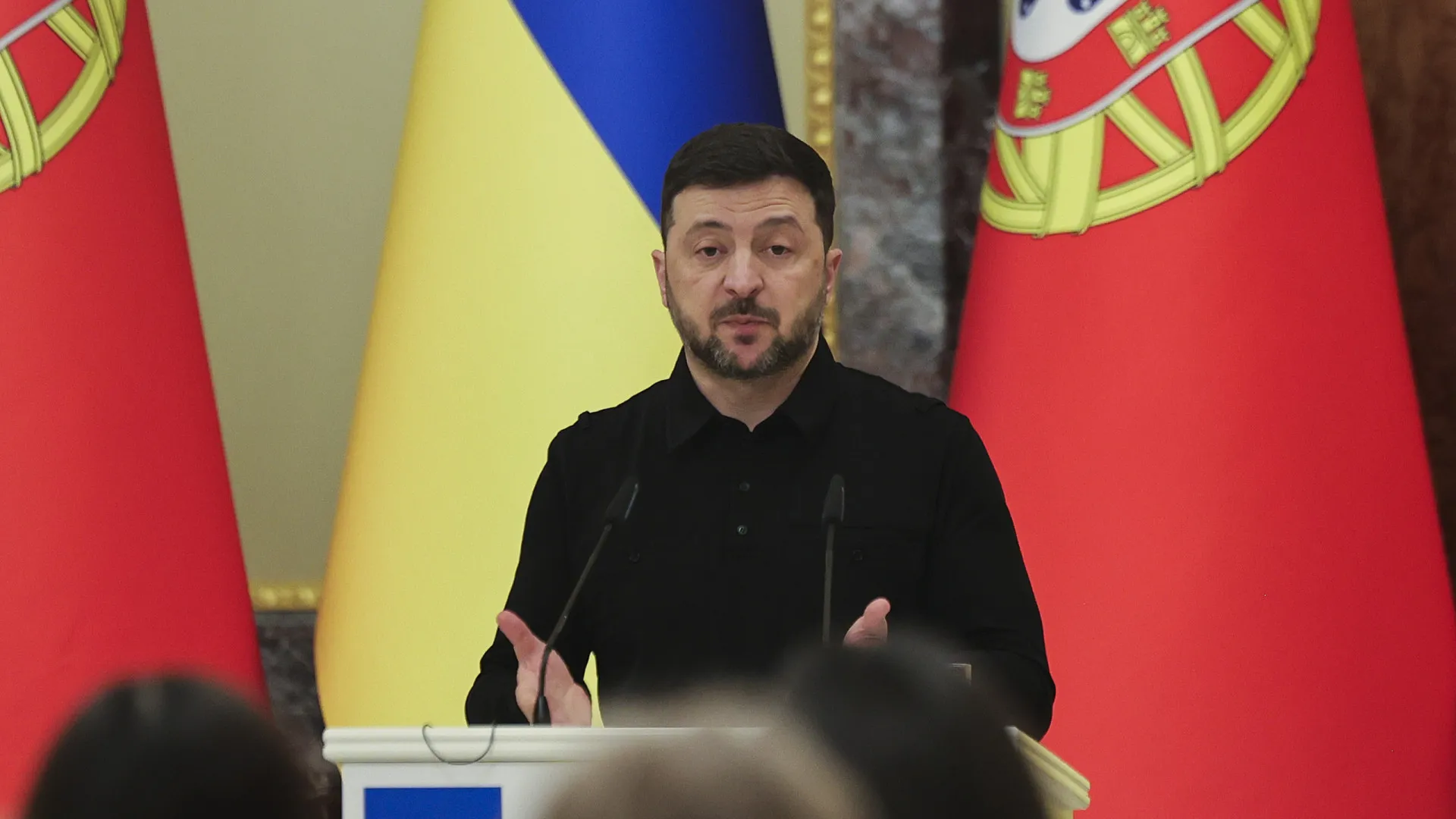 Zelensky lamenta "sinais negativos" de Moscou durante negociações de paz