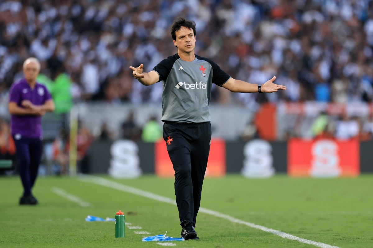 Fernando Diniz lamenta vice do Vasco na Copa do Brasil: “É muita dor”