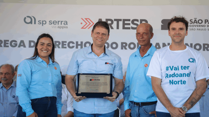 Mercadante recebe vaias ao elogiar governo Lula em evento do Rodoanel