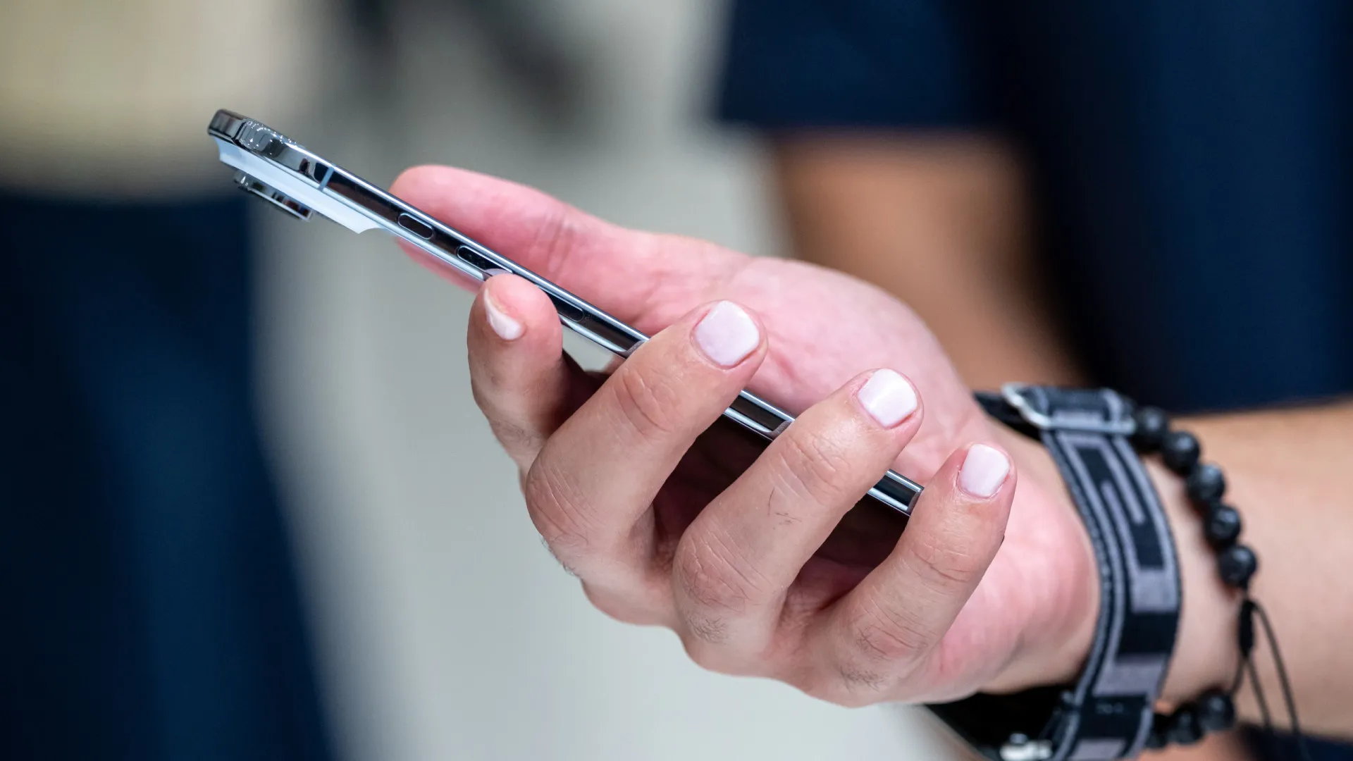 Roubos e furtos de celulares mantêm alta no centro após dispersão da cracolândia