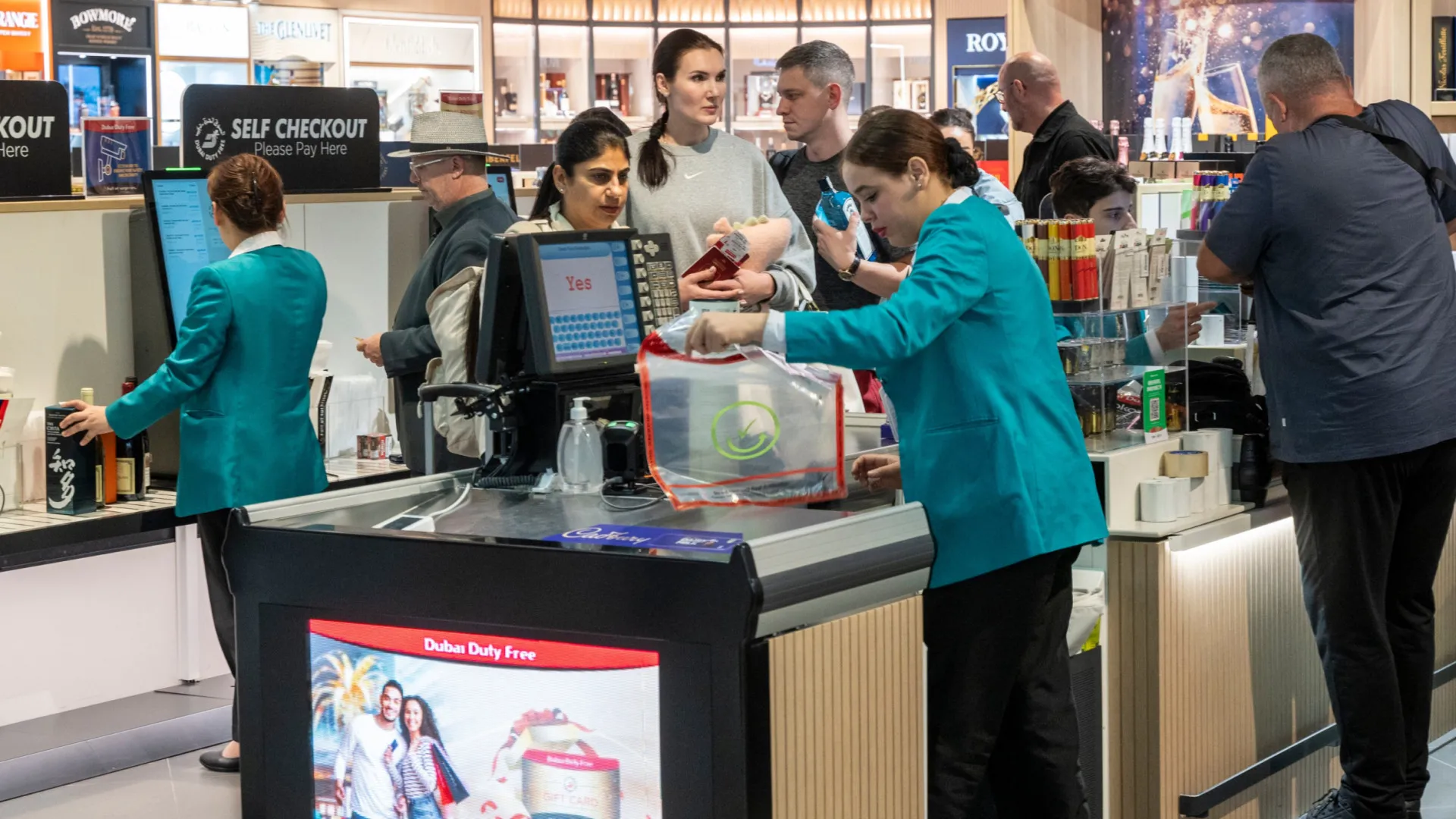 O que você não deve comprar de jeito nenhum no aeroporto