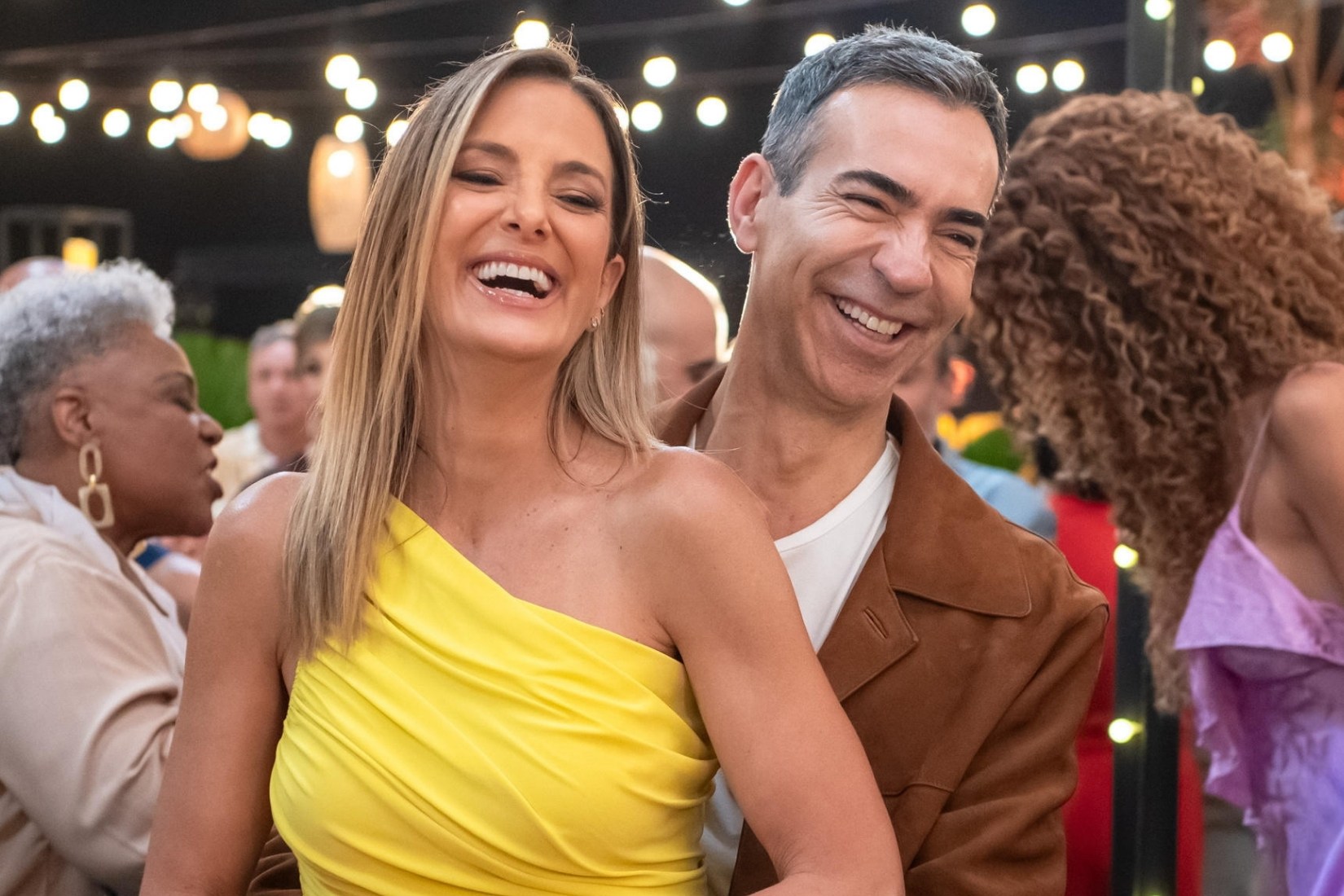 César Tralli comemora 55 anos e ganha declaração de Ticiane Pinheiro