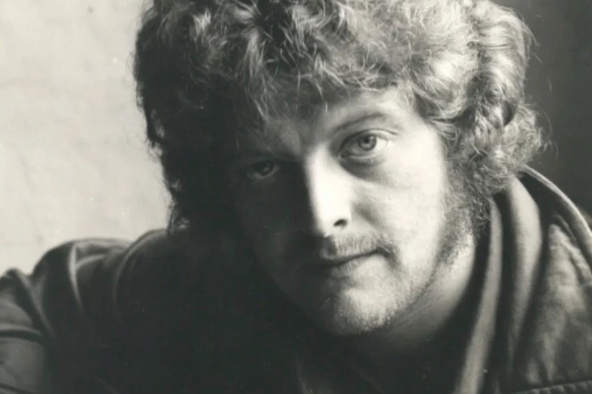 Mick Abrahams, guitarrista do Jethro Tull, morre aos 82 anos