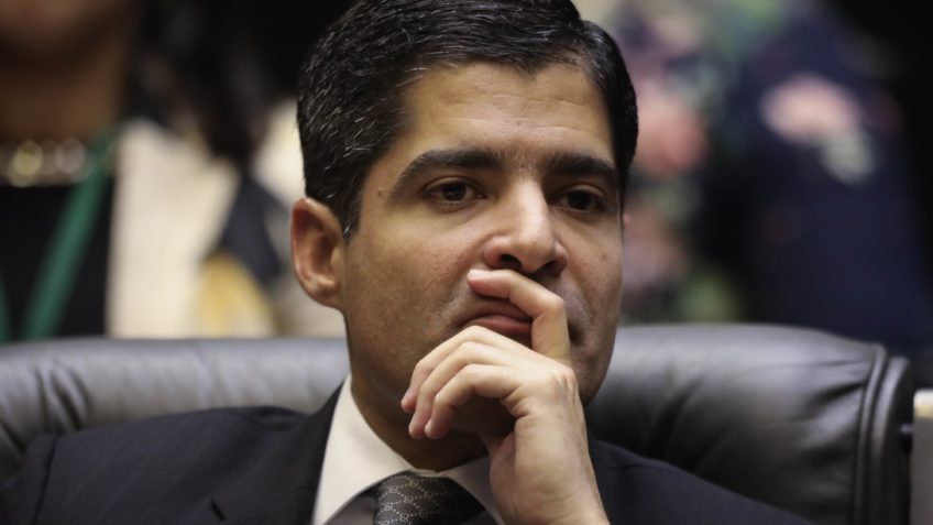 ACM Neto anuncia candidatura ao governo da Bahia em 2026