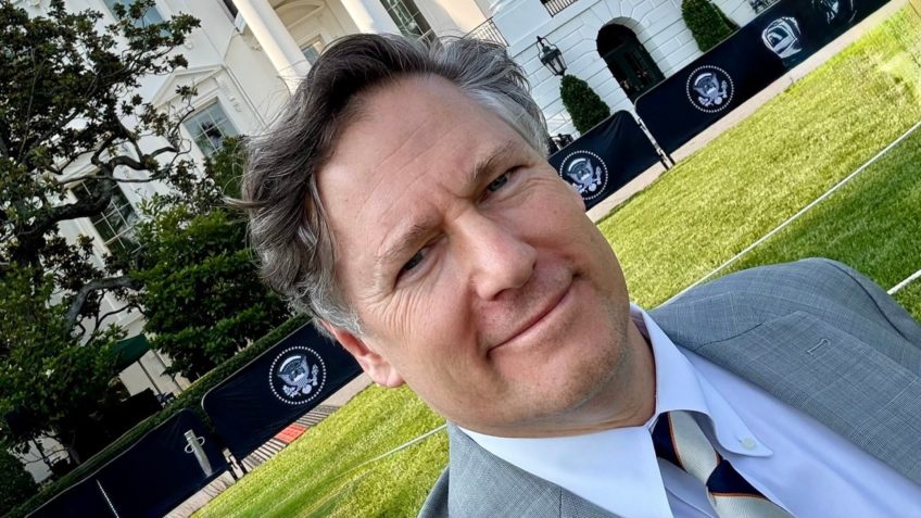 Secretário de Trump critica carta da UE sobre moderação no X