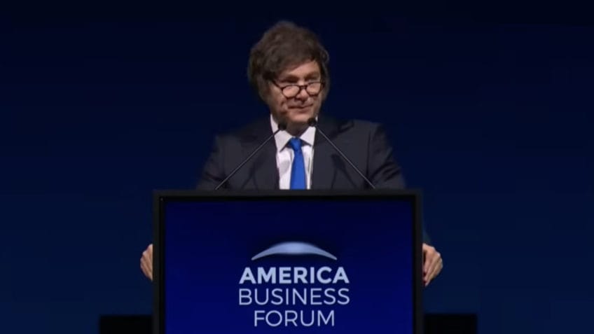 Milei reposta publicação de Flávio sobre a carta de Bolsonaro