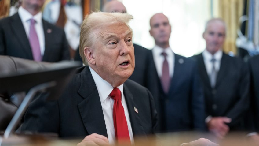 Trump anuncia ataques contra membros do Estado Islâmico na Nigéria