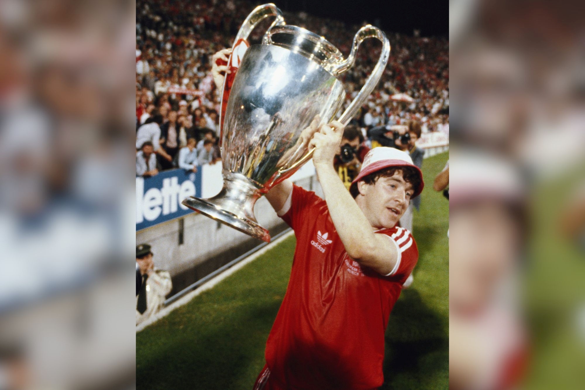 Saiba quem era John Robertson, ídolo do Forest que morreu aos 72 anos