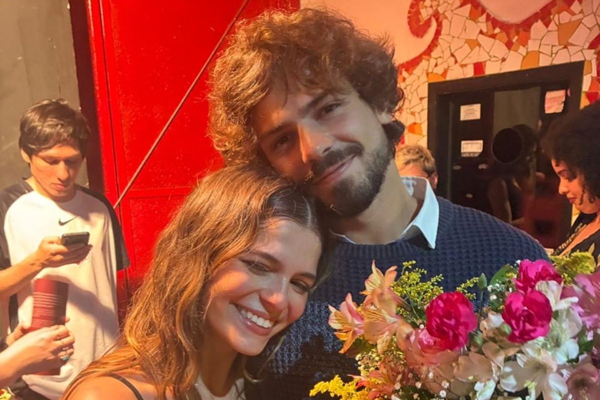Irmã de Bruna Marquezine está namorando ex-ator de Malhação
