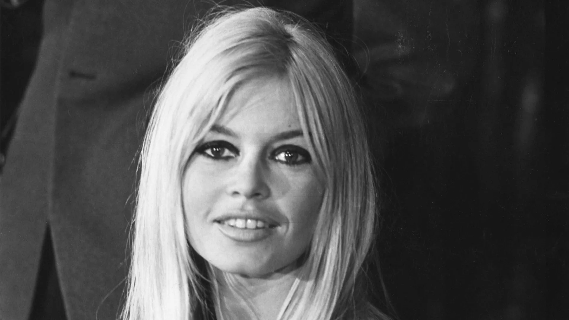 Macron homenageia Bardot: "Personificava vida de liberdade. Uma lenda"
