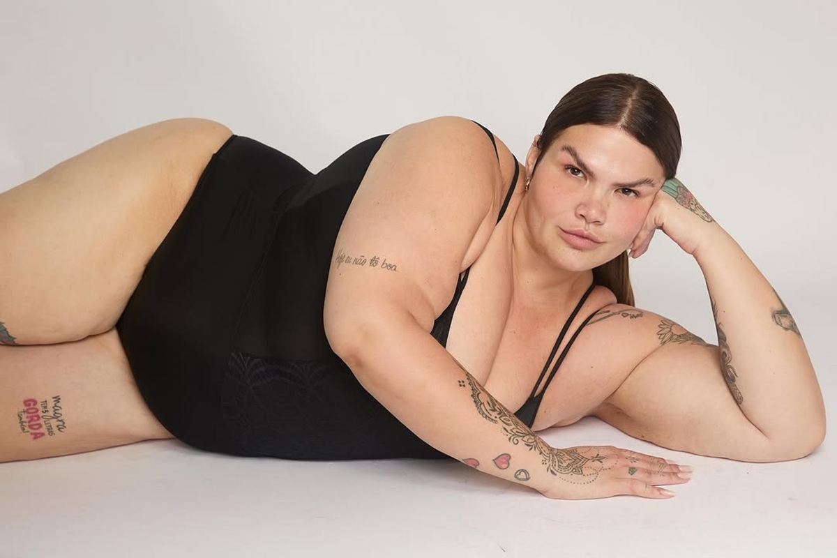 Thais Carla fica chocada com novo peso e comemora conquista