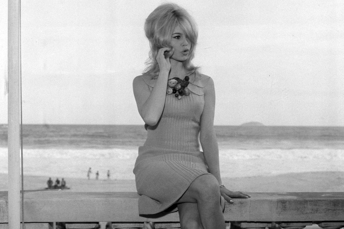 Brigitte Bardot inspirou hino tropicalista de Caetano Veloso. Relembre