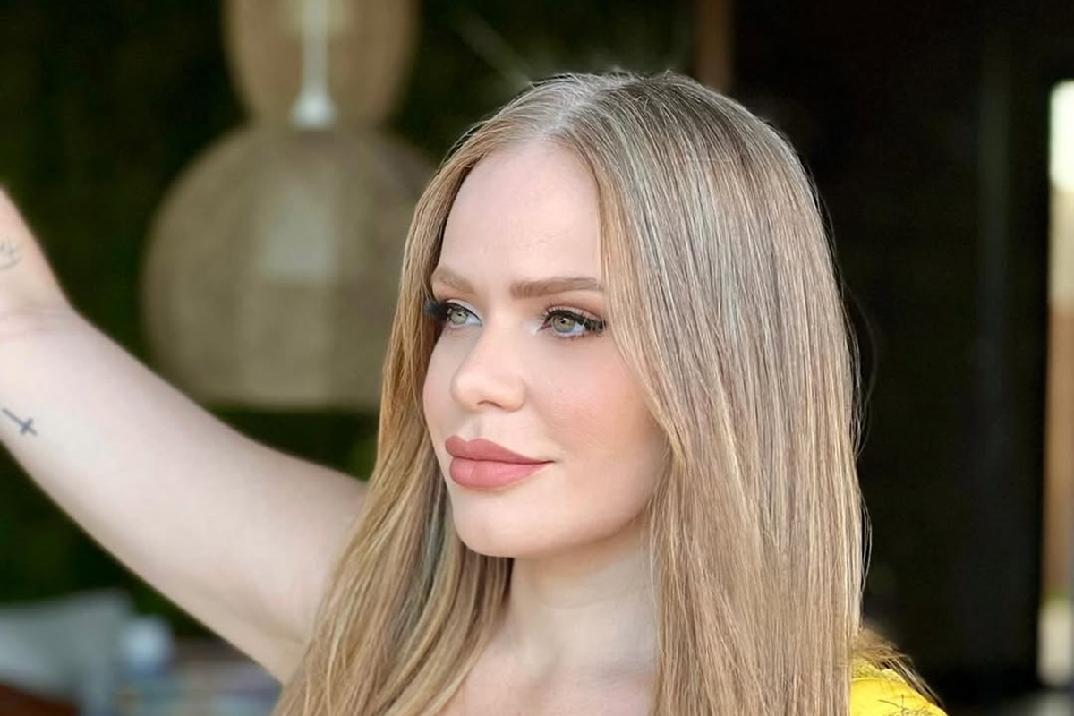 Ex-BBB Paulinha Leite se pronuncia sobre processo movido pela Caixa