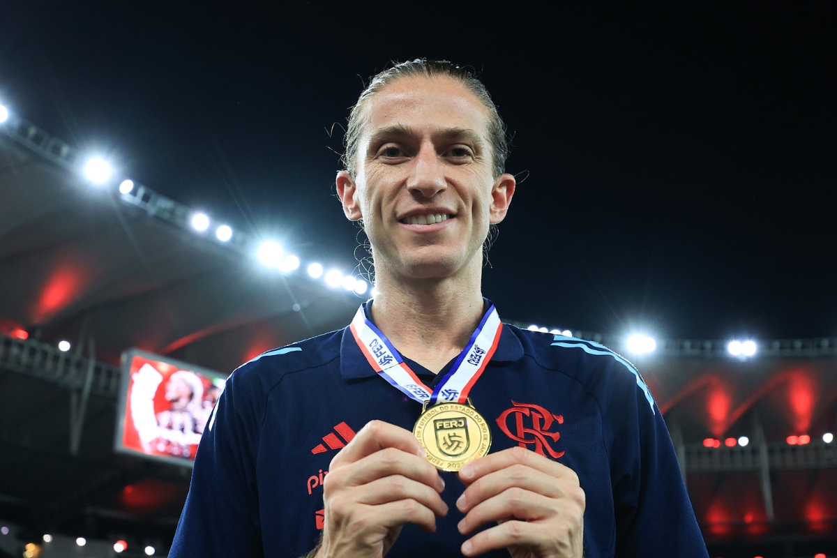 Imprensa internacional exalta renovação de Filipe Luís com o Flamengo